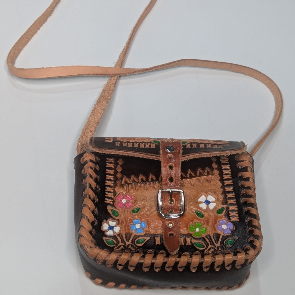 Vintage Leather Hand Tooled/Painted Small Mexican Embossed Floral Should…